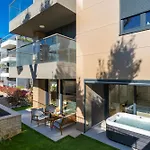 Unique Treasure Apartment