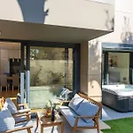 Unique Treasure Apartment